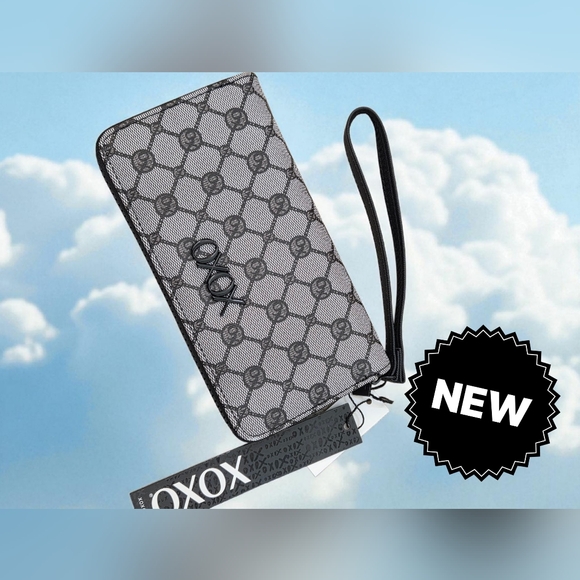 New XOXO Elegant Wallet Wristlet Women - Picture 1 of 2